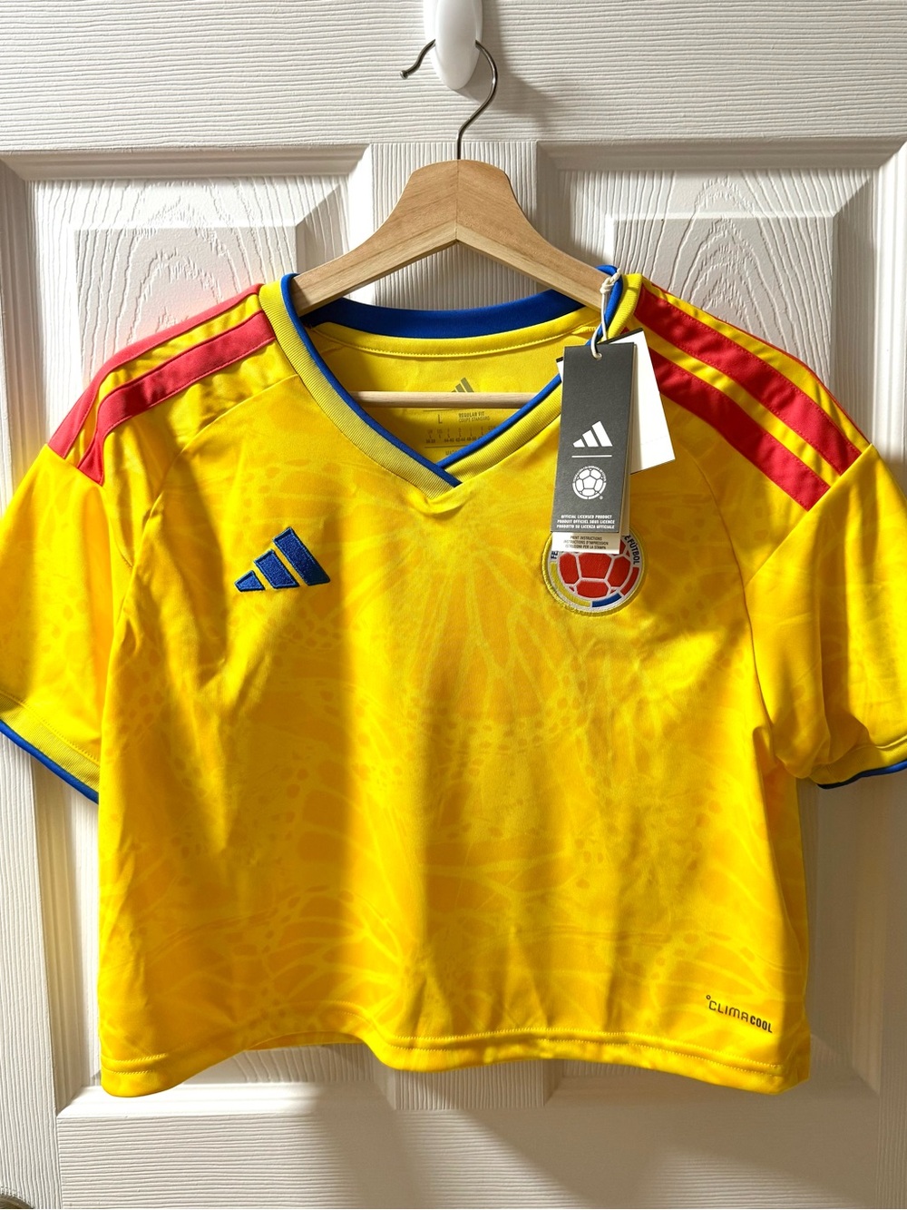 NEW Adidas Colombia 2026 Soccer Jersey - Picture 2 of 12